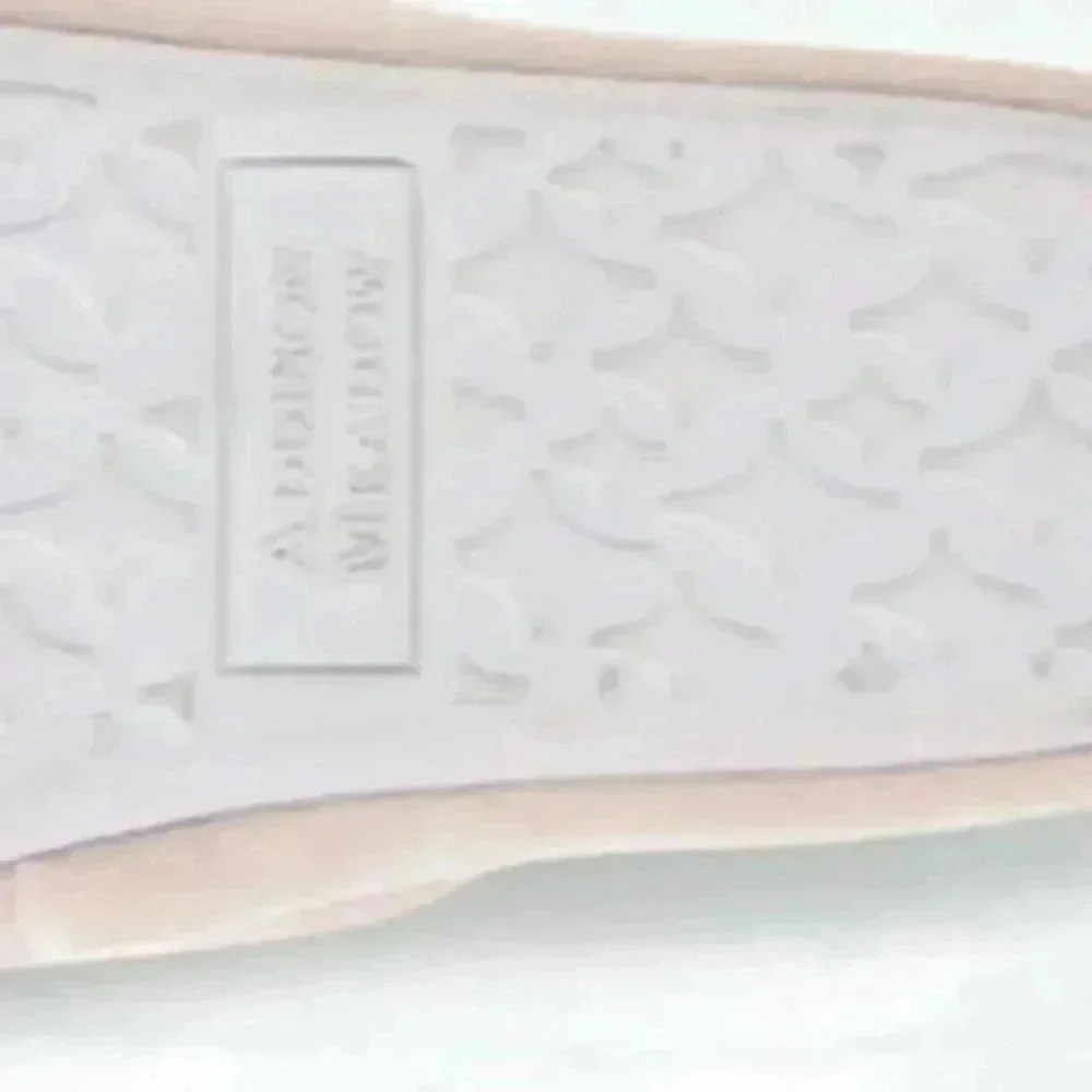 SOLD Pajamagram Addison Meadow Heart Slippers - Picture 5 of 5